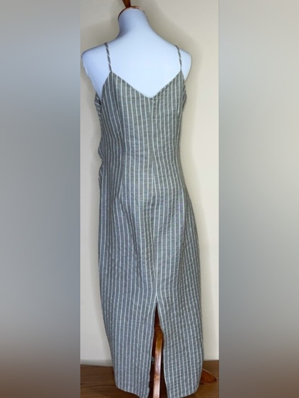 Zara Gray Pinstripe Pencil Midi Dress - Picture 4 of 4